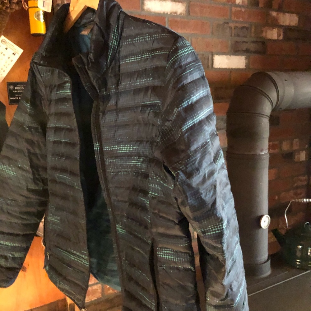 Eddie Bauer 700 down women’s jacket